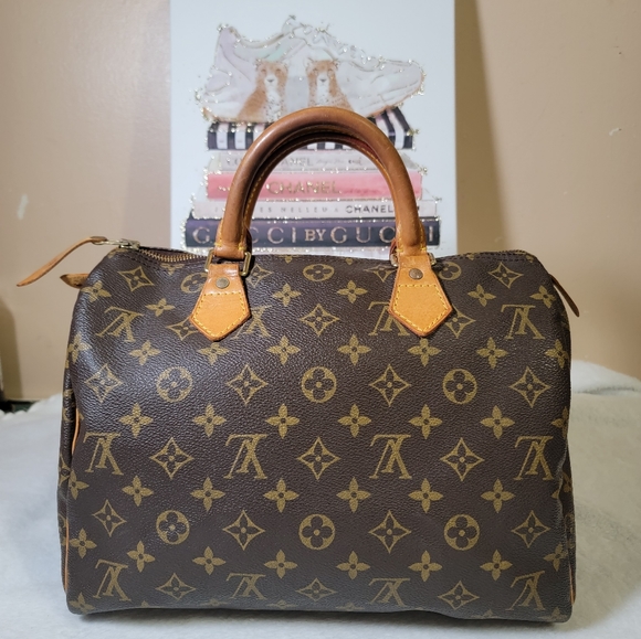 LOUIS VUITTON Speedy 30 Handbag - Picture 3 of 16